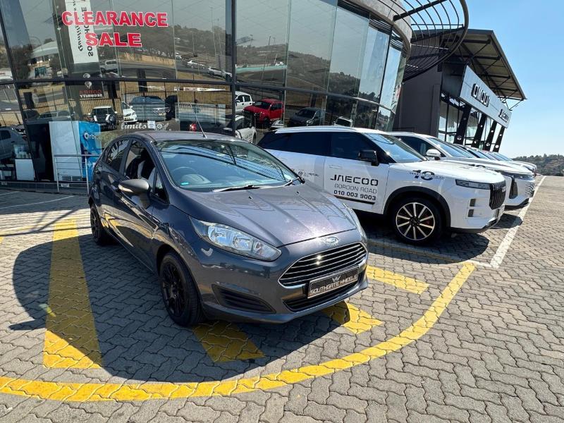2015 Ford Fiesta Ambiente — R129,700 · Roodeport-maraisburg, Gauteng